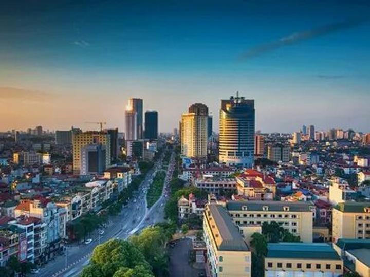 Sự Bùng Nổ Của Video Ngắn và Trí Tuệ Nhân Tạo: Vai Trò Thiết Yếu Của Đào Tạo Kỹ Năng Sáng Tạo Nội Dung